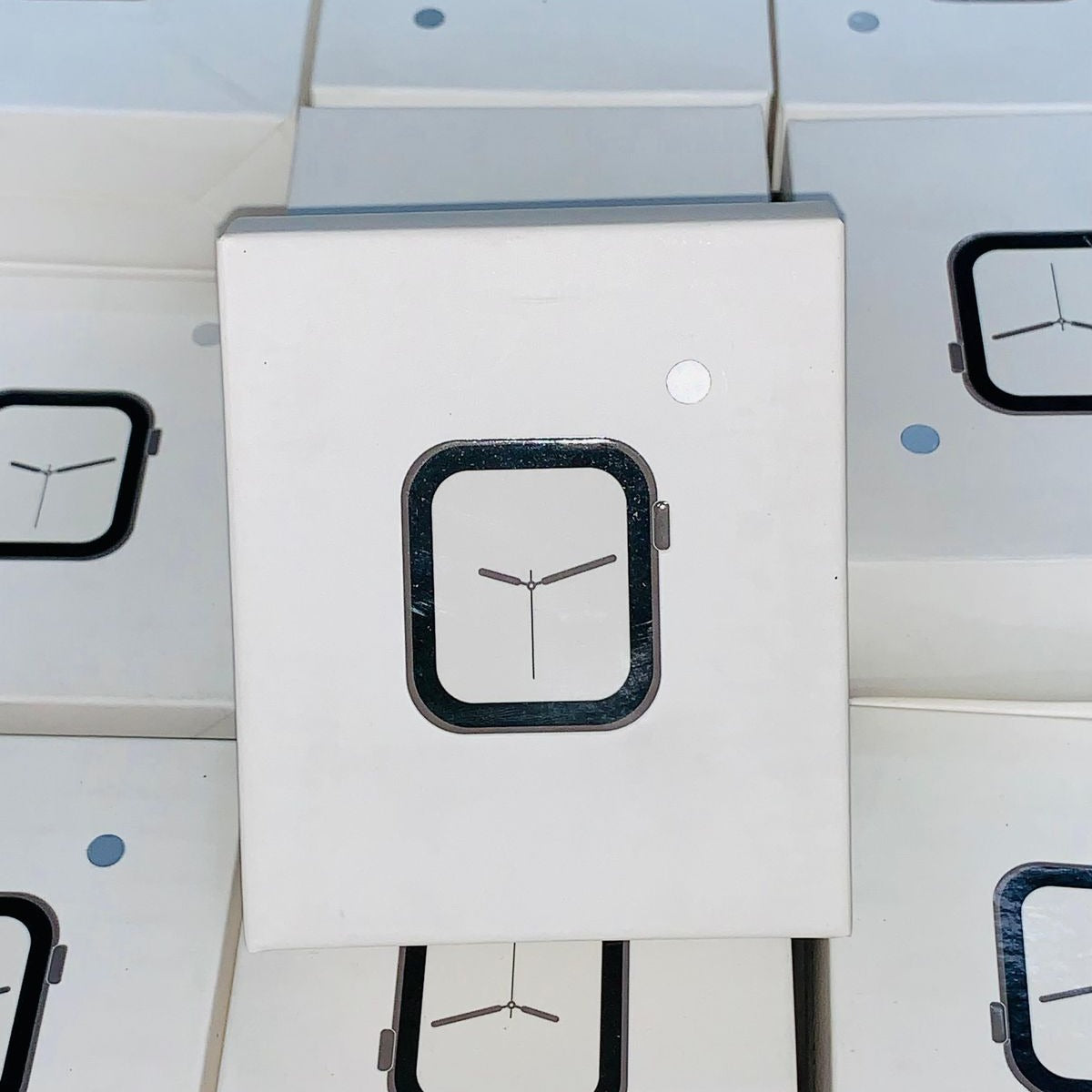 Bluetooth Smart Watch with HD Display – Comfortable Silicone Strap & Adjustable Modern Design  🛒 Short & Catchy: